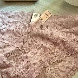 Victoria's Secret Lace Panties in Soft Pink